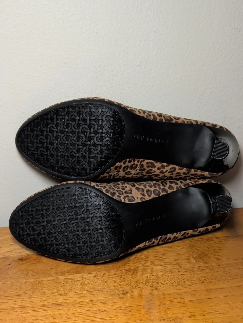 Bandolino Lantana Pumps Leopard Print Brown Black Heels Office Women's Size 8